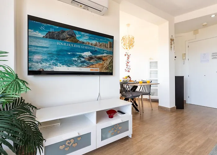 Sunrise Haven, Spacious, Bright, Pool, Terraces Torremolinos