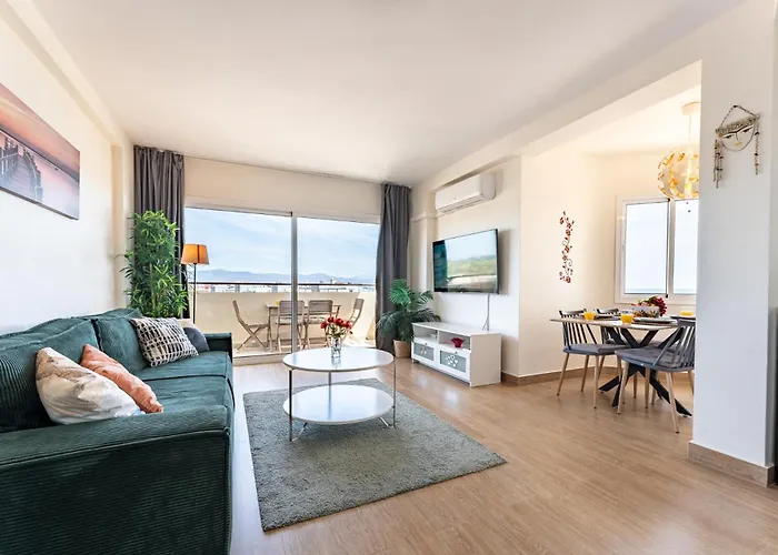 Sunrise Haven, Spacious, Bright, Pool, Terraces