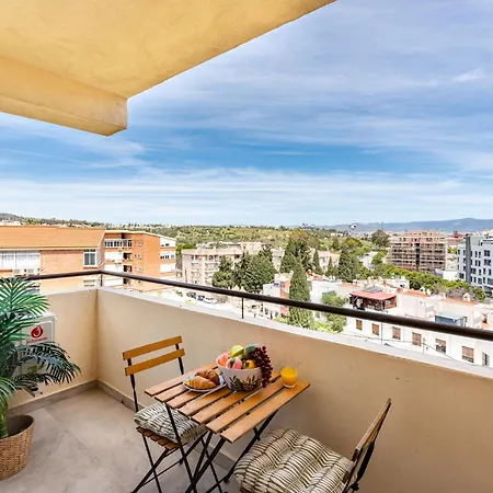 Sunrise Haven, Spacious, Bright, Pool, Terraces Апартаменти