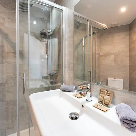 Apartamento Sunrise Haven, Spacious, Bright, Pool, Terraces