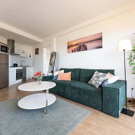 Sunrise Haven, Spacious, Bright, Pool, Terraces Torremolinos