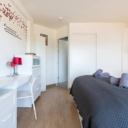 Sunrise Haven, Spacious, Bright, Pool, Terraces Apartamento *