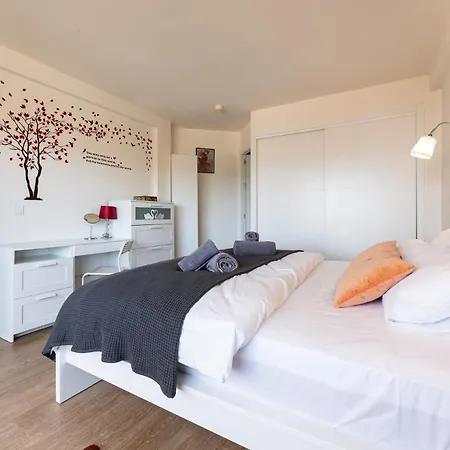 Sunrise Haven, Spacious, Bright, Pool, Terraces *